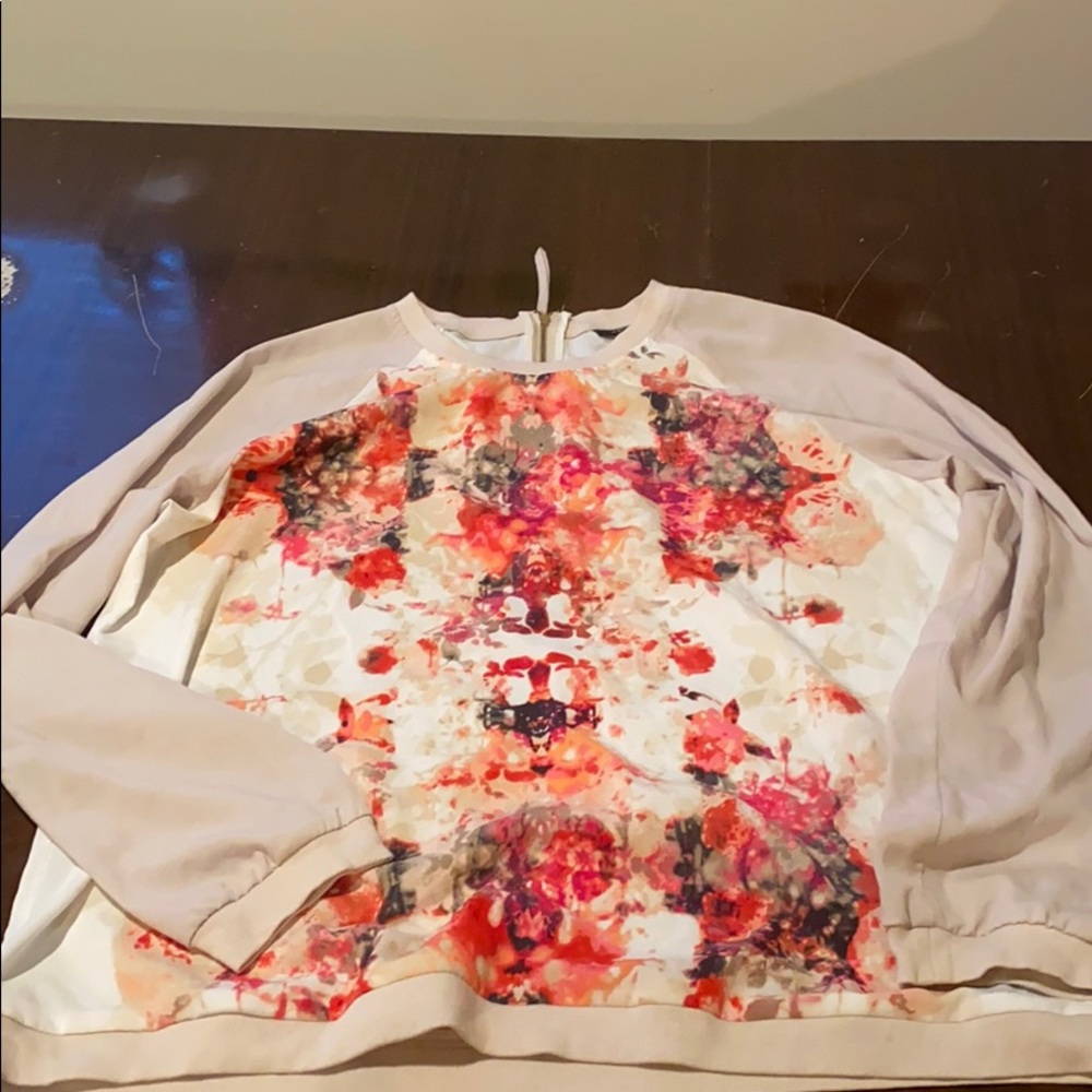 Colorful zip up blouse